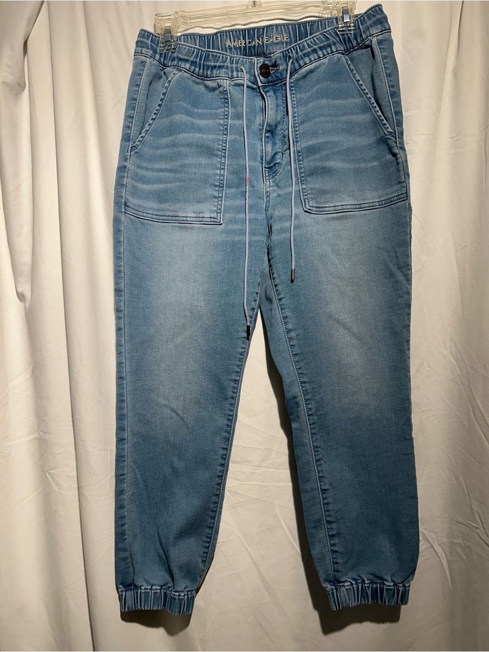 American Eagle denim jogger jeans light wash utility pockets size 12 X-Short